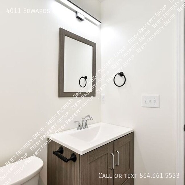 Building Photo - 4011 Edwards Rd