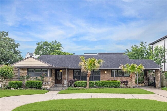 Building Photo - 3207 Aberdeen Way