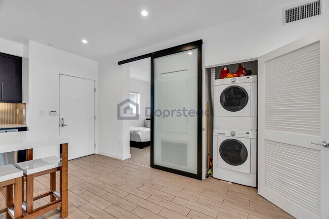 Building Photo - 13045 Pacific Promenade