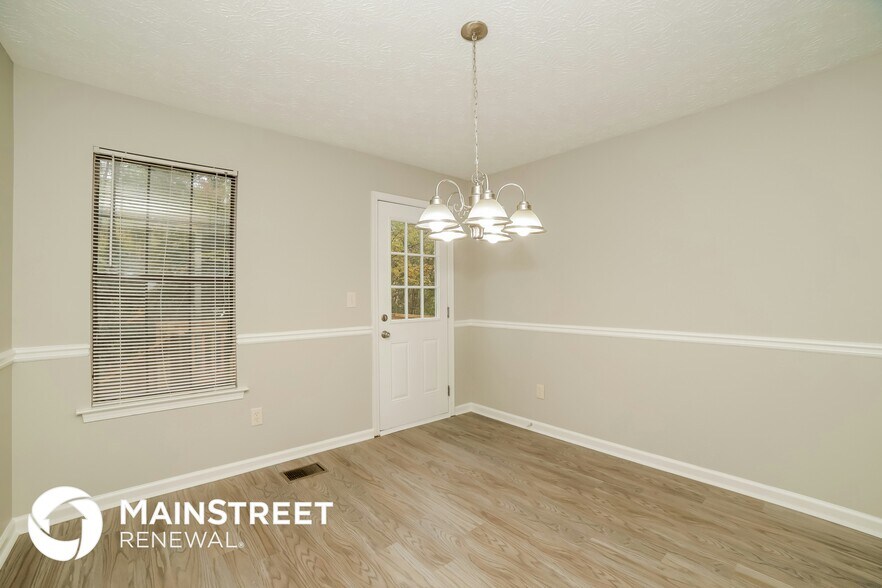 Building Photo - 2781 White Fox Ct