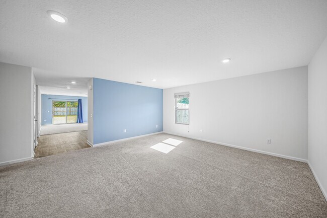 Building Photo - 8739 Schooner Ln