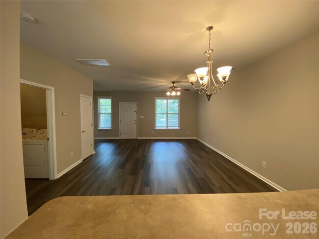 Building Photo - 10310 McGoogan Ln