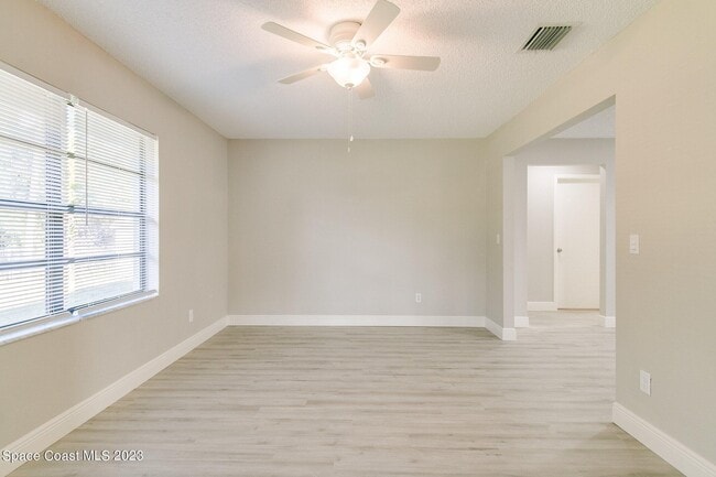 Building Photo - 1847 Parrsboro St NW