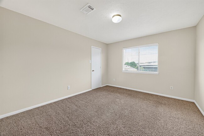 Building Photo - 4031 Clayton Bend Ct