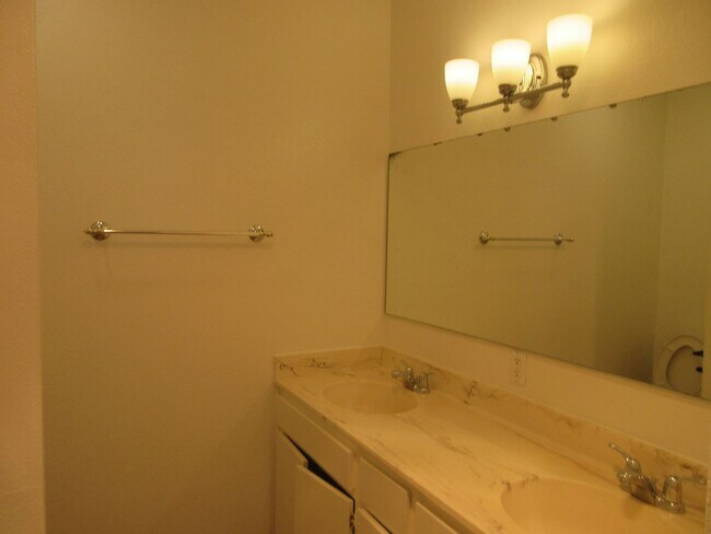 Building Photo - Duggan Property Management, Inc presents  Canoga Park - 3 Bedroom 2.5 Bath