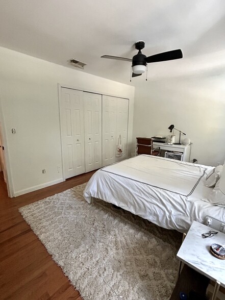 Building Photo - 6520 Roswell Rd