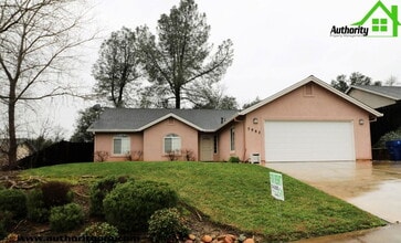 Building Photo - 3982 Cambria Dr