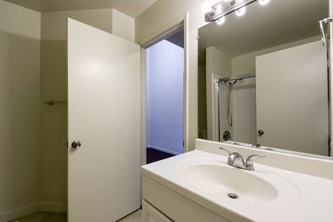 Building Photo - Single Family Home in the Heart of Santa Clara