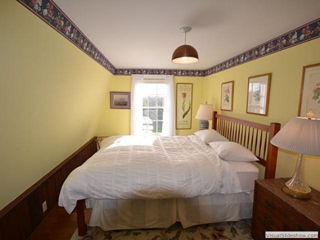 Building Photo - 3 bedroom in Block Island RI 02807