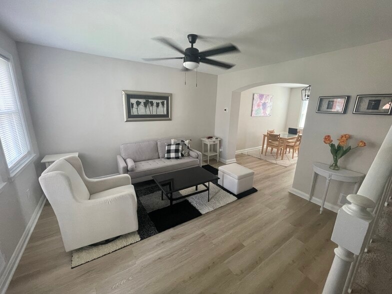 Building Photo - 1629 Searles Rd