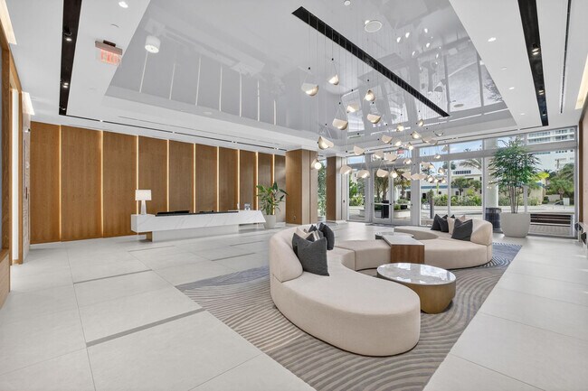 Building Photo - 151 N Seabreeze Blvd