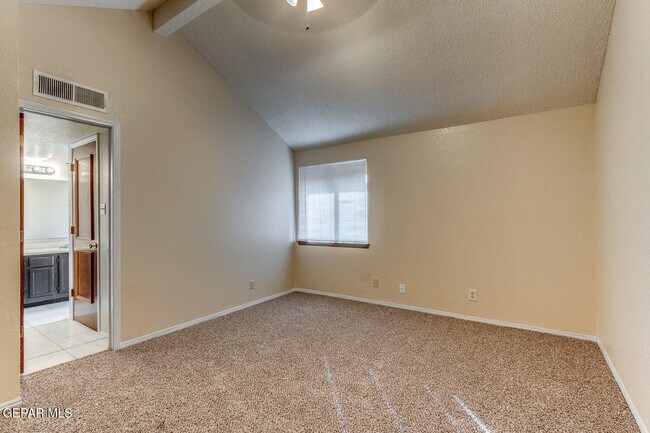 Building Photo - 11181 Loma Grande Dr