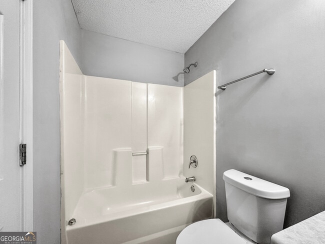Building Photo - 261 Augusta Woods Dr