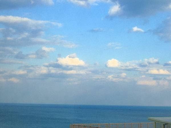 Building Photo - 6171 N Sheridan Rd