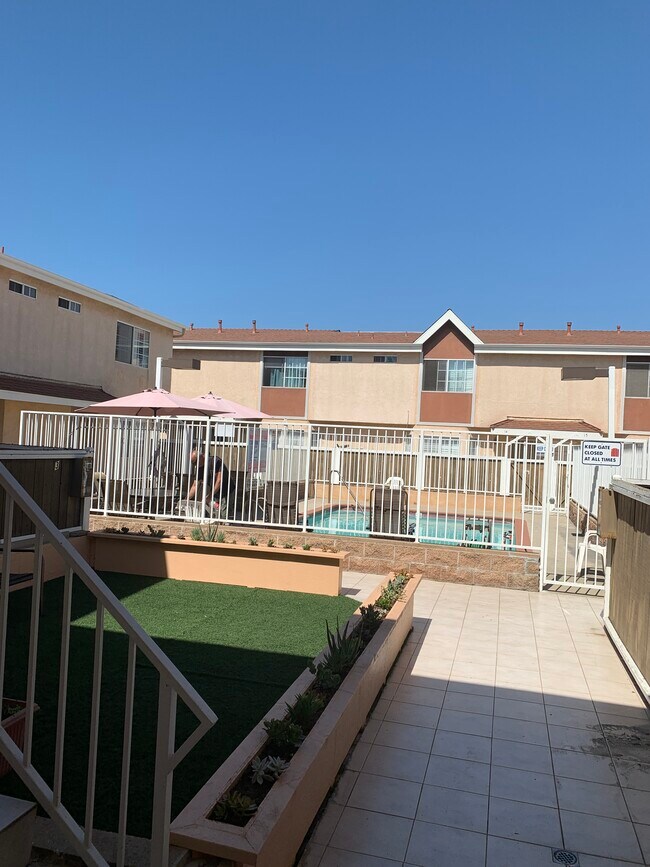 Building Photo - 4315 W 145th St