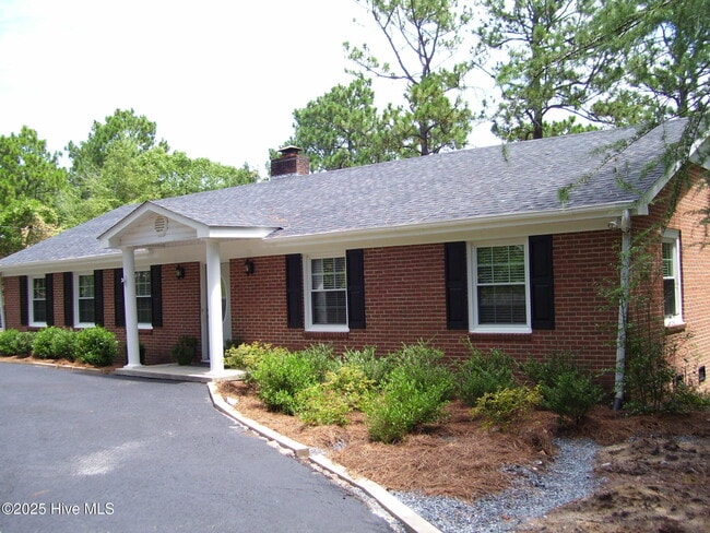 Building Photo - 355 Newton Dr