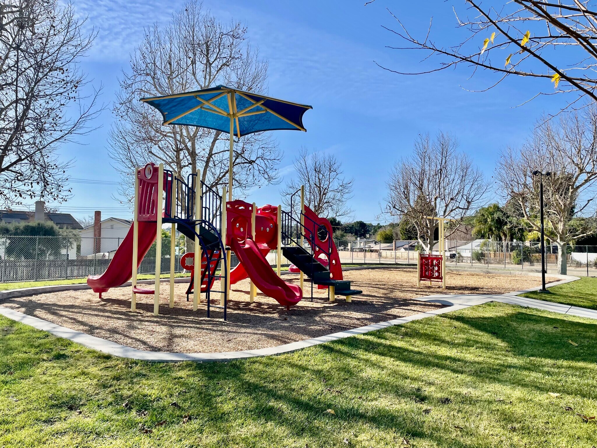 Building Photo - 28164 Robin Ave