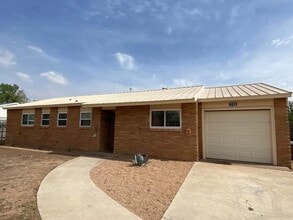 Building Photo - 4311 Princeton Ave