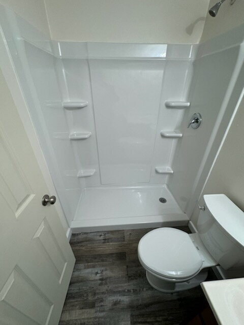 Building Photo - 1 Bed Single Level Apartment