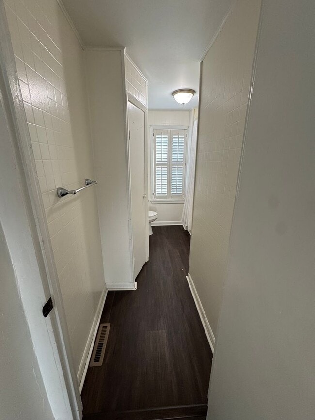 Building Photo - 3 Bedroom 1.5 Bath in Natrona Heights!