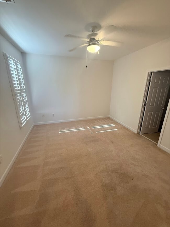 Building Photo - 951 Hendrick Ave