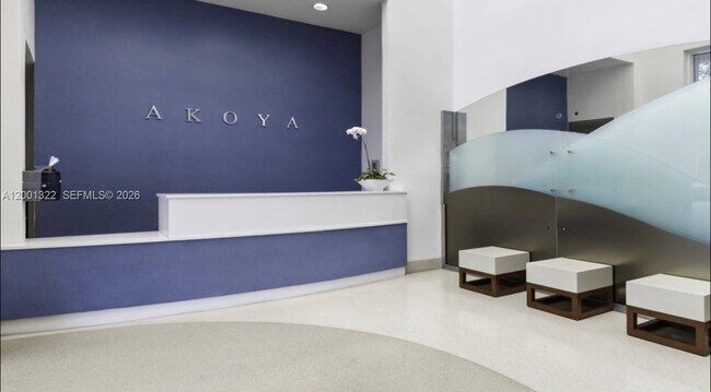 Building Photo - 6365 Collins Ave