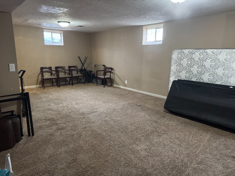 Building Photo - 3113 S 60th St