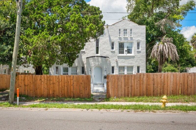 Building Photo - 3524 Boulevard St