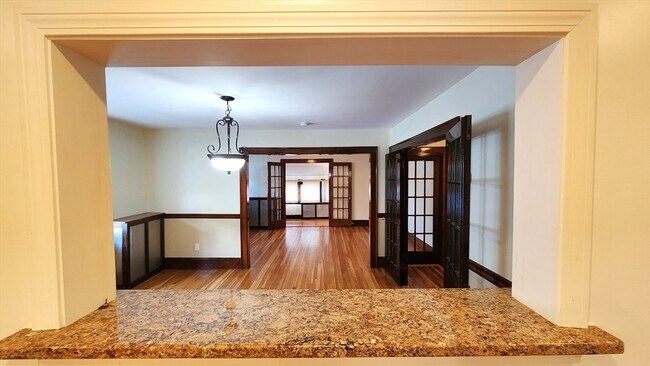 Building Photo - 177 Trapelo Rd
