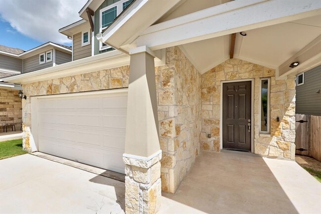 Building Photo - 173 Riverhill Dr