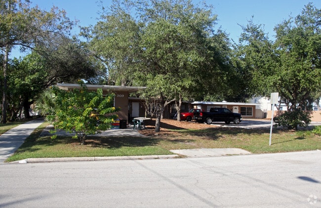 Building Photo - 307 S Fremont Ave