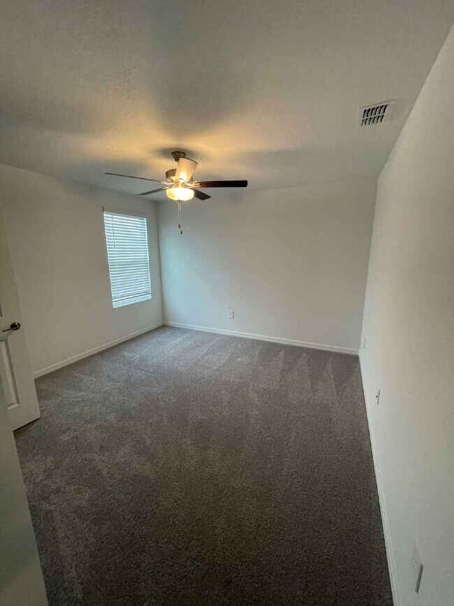 Building Photo - 11592 Radiant Shr Lp