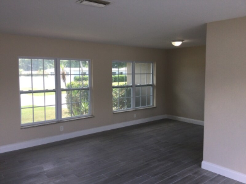 Building Photo - 2311 Duncan Dr