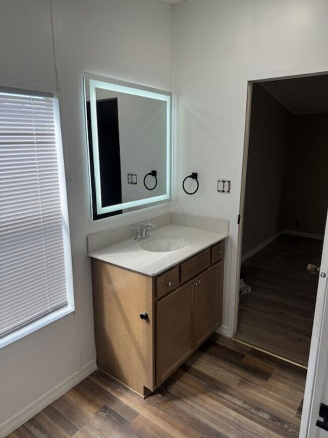 Building Photo - **3/2 Manufactured home near Boggy Creek Road/Taft**