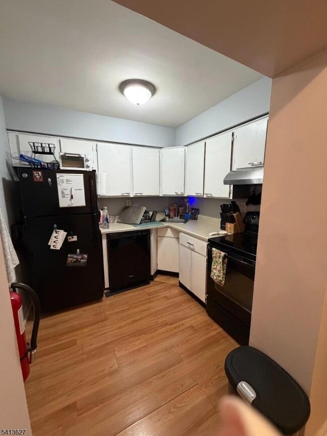 Building Photo - 520 Turnpike C111 Tpke