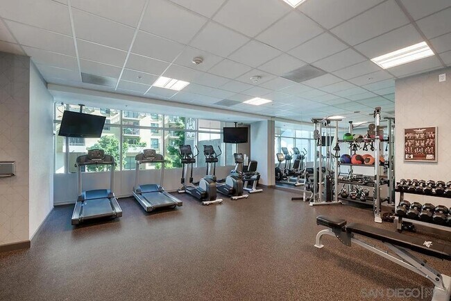 Building Photo - 1262 Kettner Blvd