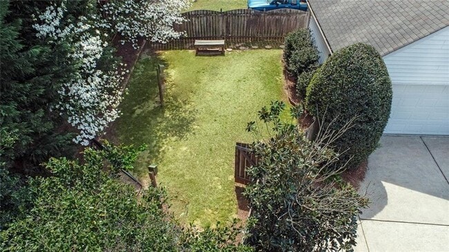 Building Photo - 2041 Greenhill Pass