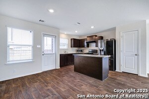 Building Photo - 6503 Dynamic Sound