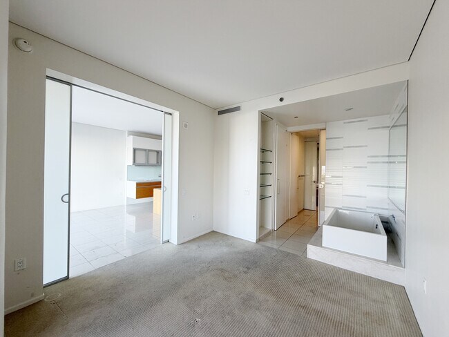 Building Photo - 3722 S Las Vegas Blvd