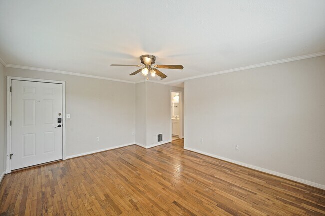 Building Photo - 1539 Hawthorne St