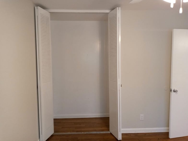 Building Photo - 1384 Church St