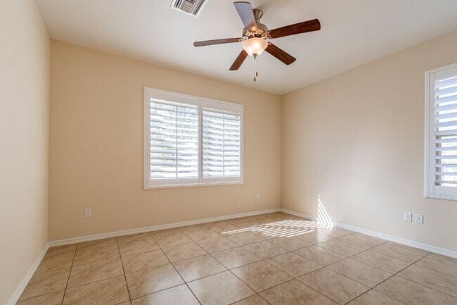 Building Photo - LAS BARRANCAS POOL HOME WITH SOLAR