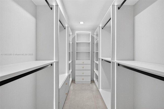 Building Photo - 7865 SW 183rd Terrace