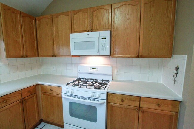 Building Photo - Beautiful 3 Bedroom, 2 Bath Home in West Round Rock