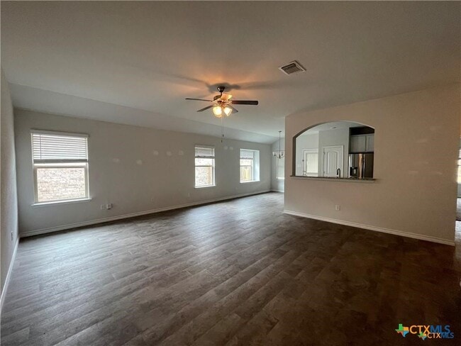 Building Photo - 6161 Lavaca Dr