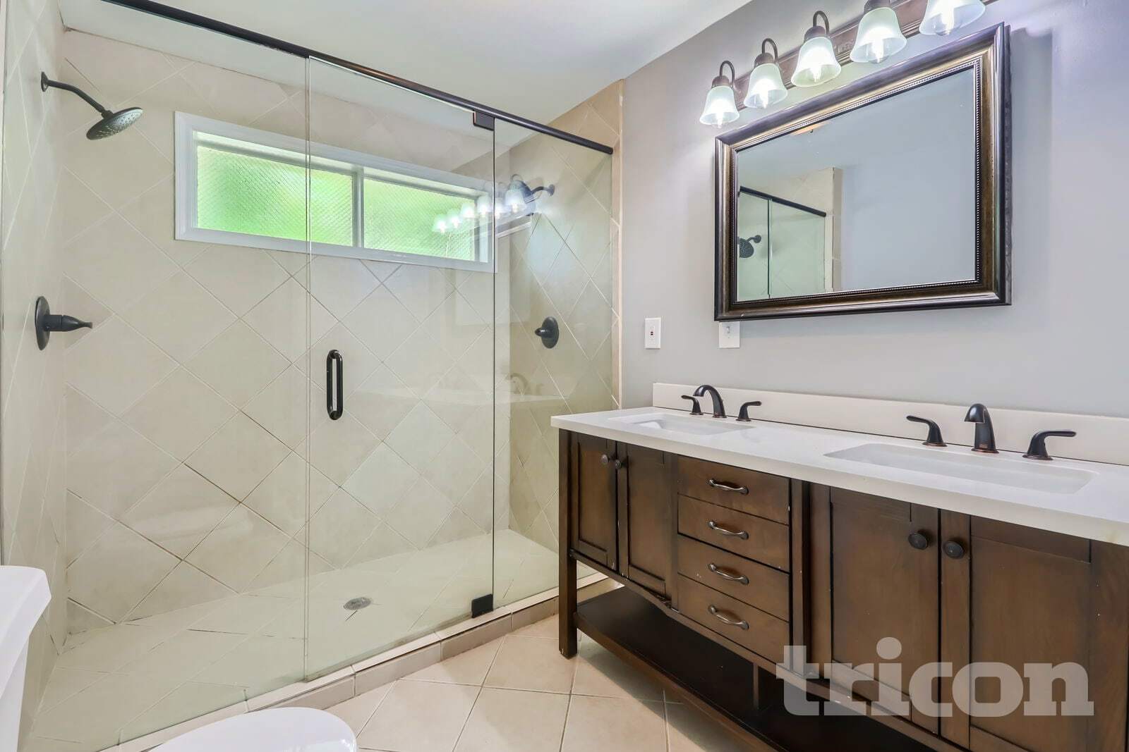 Building Photo - 141 Fairview Dr