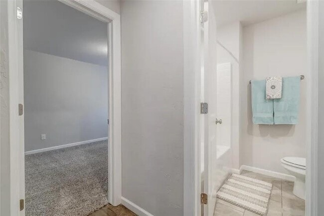 Building Photo - 9207 SW 47th St