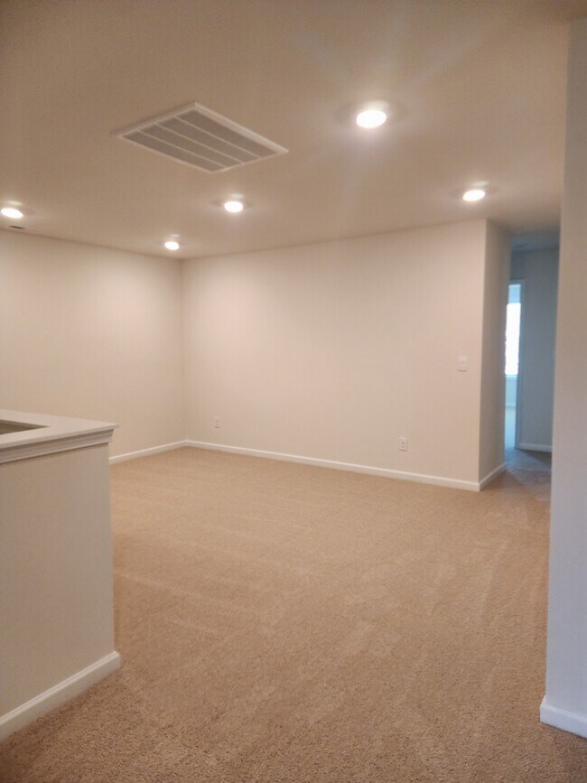 Building Photo - 4146 Steel Wy