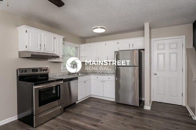 Building Photo - 4 Bedroom Pet-Friendly Home in Louisville,...