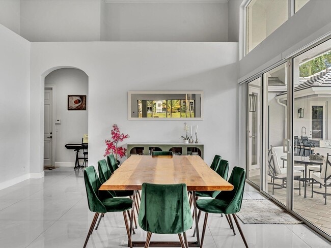 Building Photo - 6485 NW 32nd Way